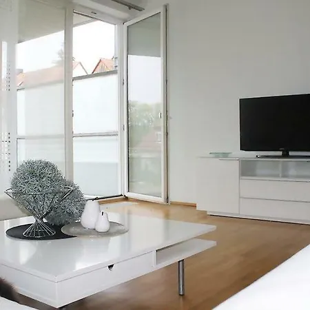 River Apartman